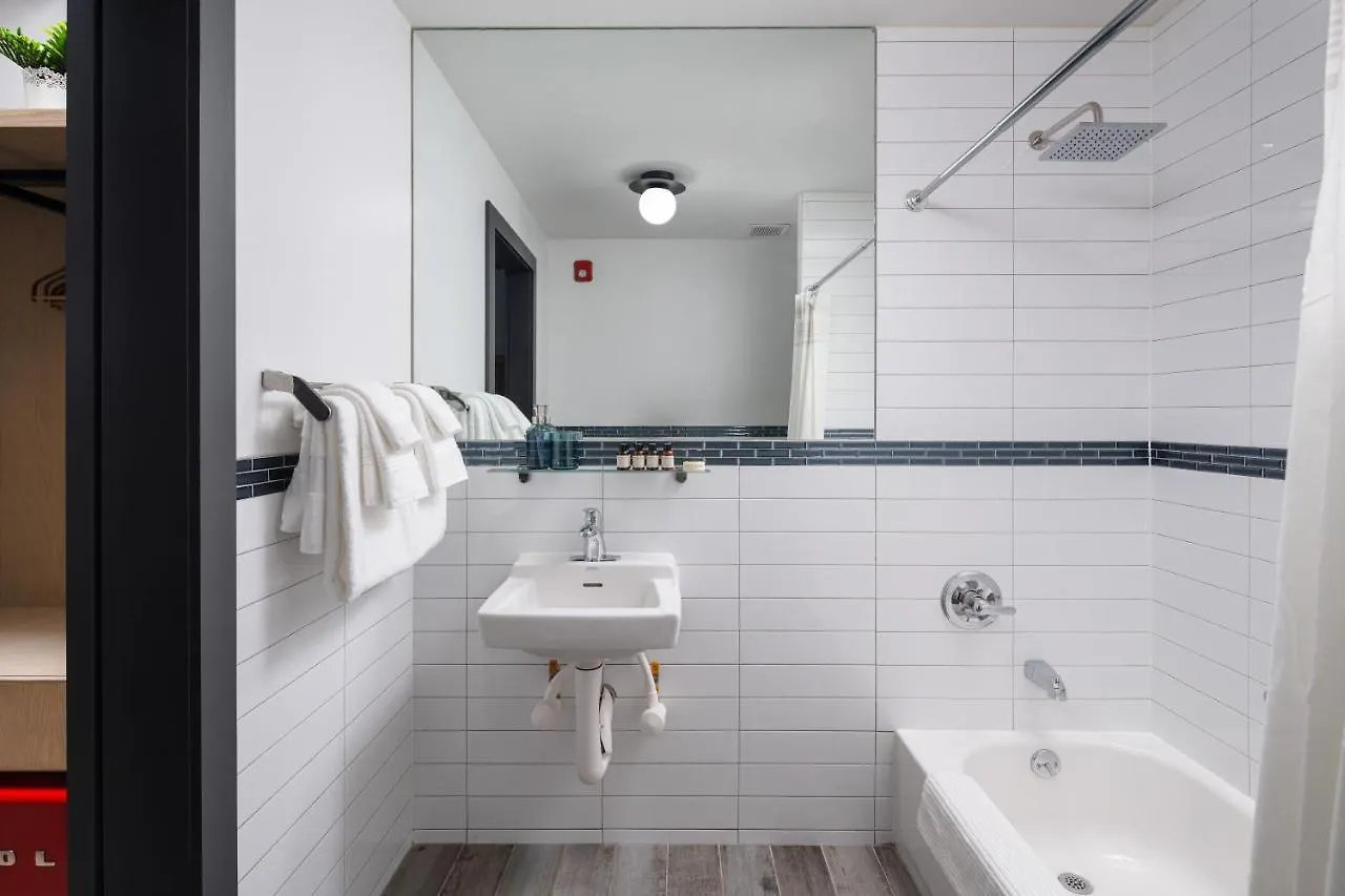 Little Charlie Hotel New York