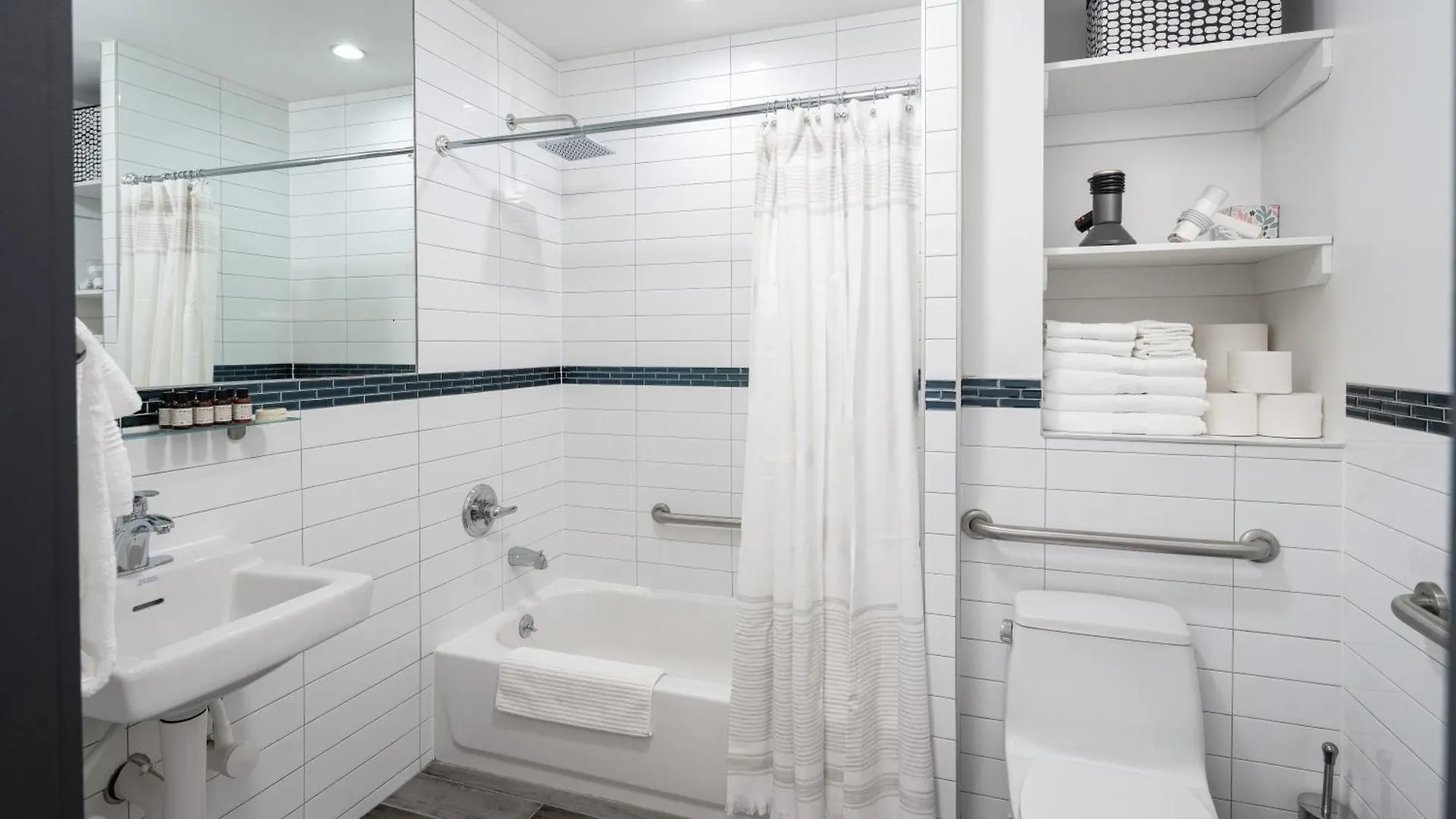 Little Charlie Hotel New York